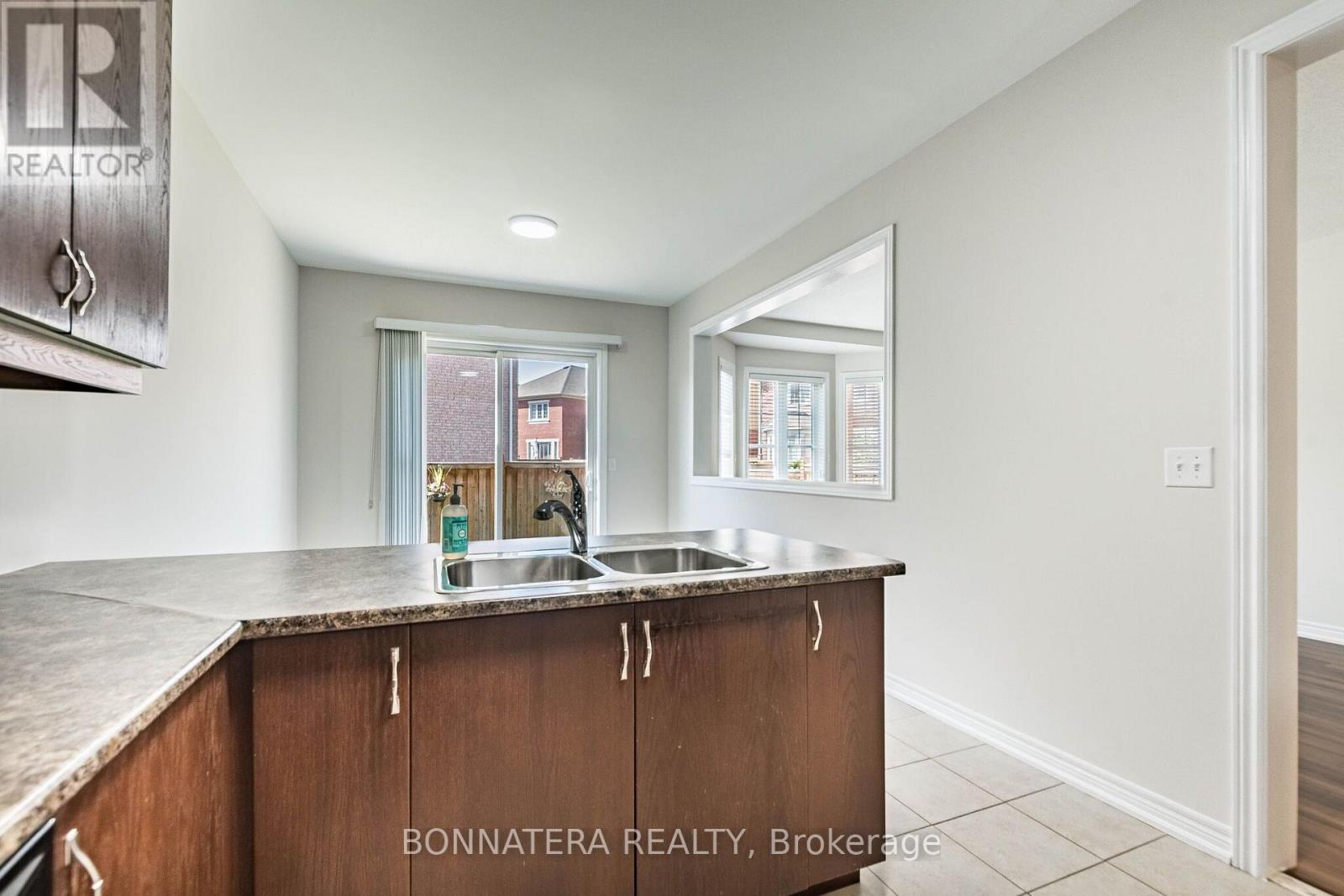 462 Terrace Way, Oakville, Ontario  L6M 1N5 - Photo 19 - W13761298
