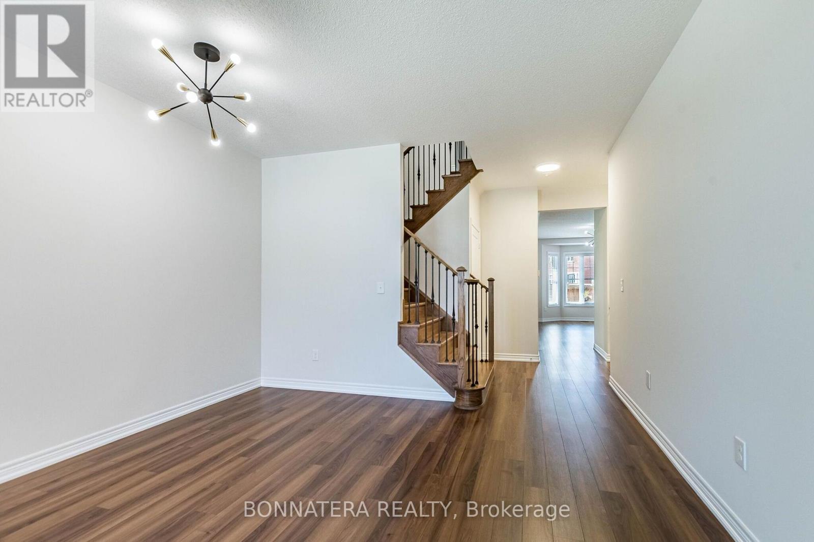 462 Terrace Way, Oakville, Ontario  L6M 1N5 - Photo 8 - W13761298