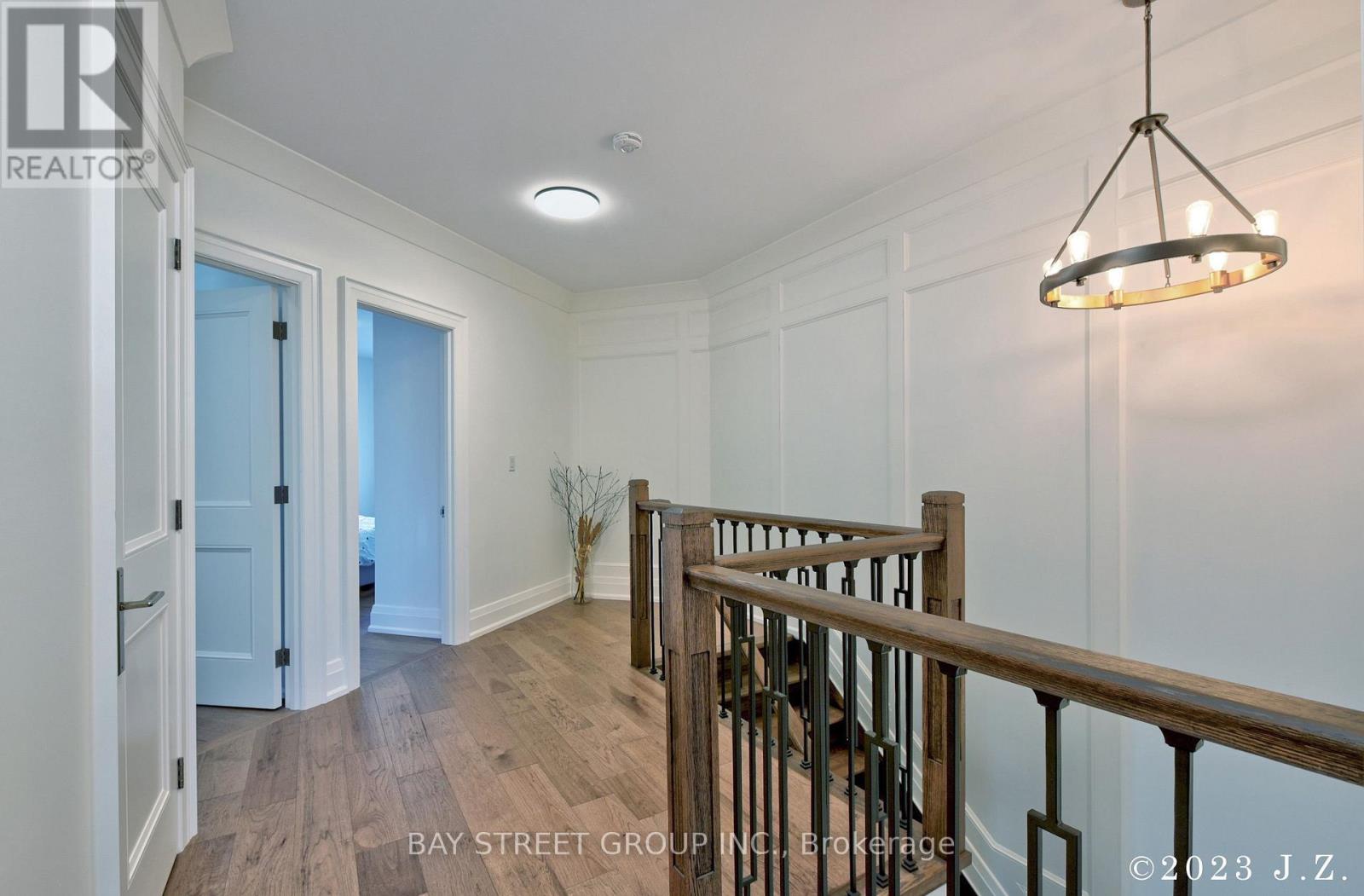 60 Emmett Avenue, Toronto, Ontario  M6M 2E6 - Photo 11 - W13761332