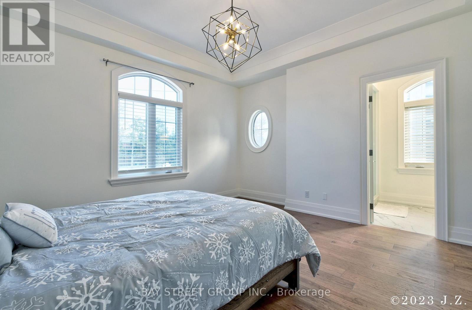 60 Emmett Avenue, Toronto, Ontario  M6M 2E6 - Photo 13 - W13761332