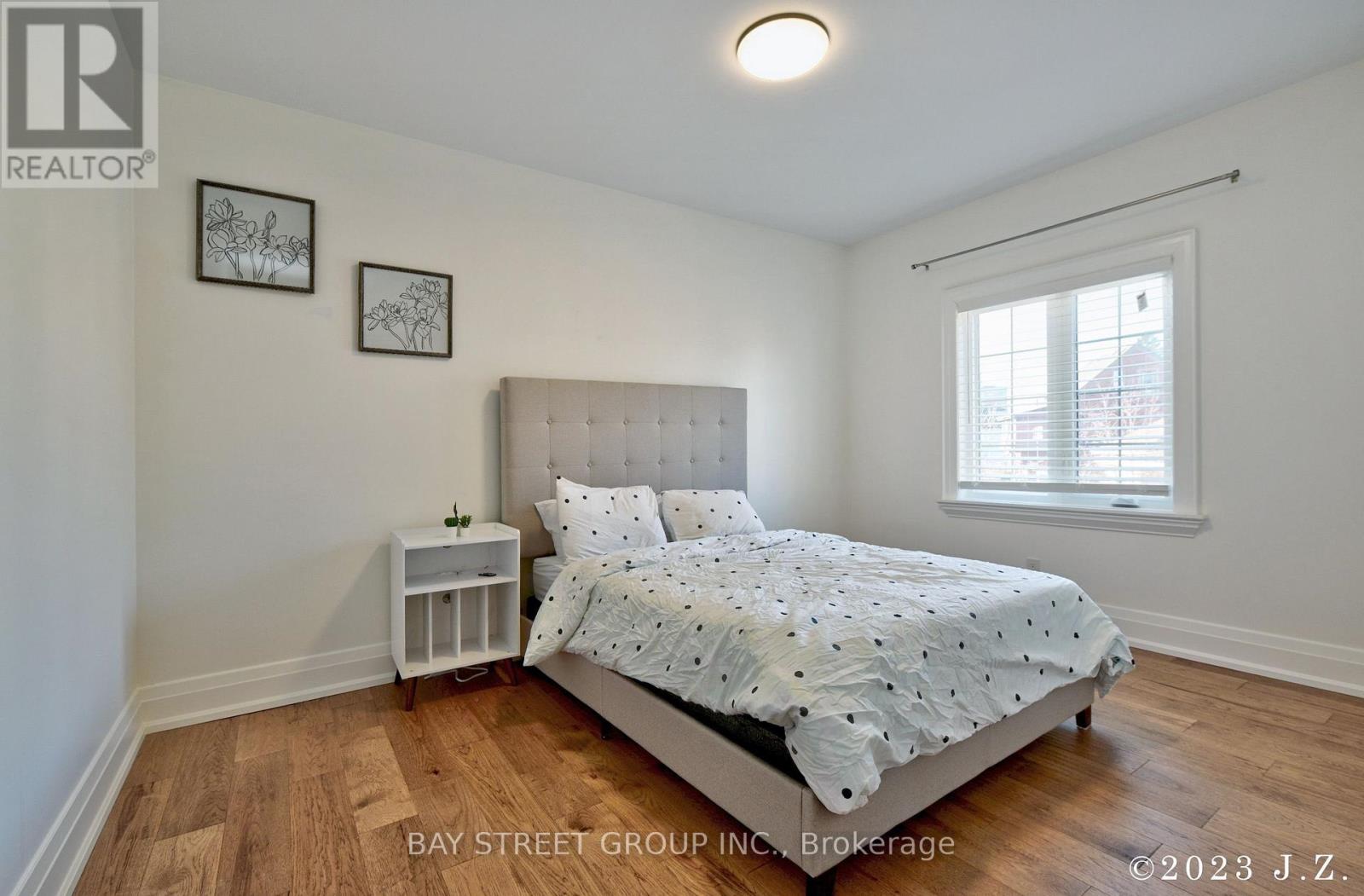 60 Emmett Avenue, Toronto, Ontario  M6M 2E6 - Photo 18 - W13761332