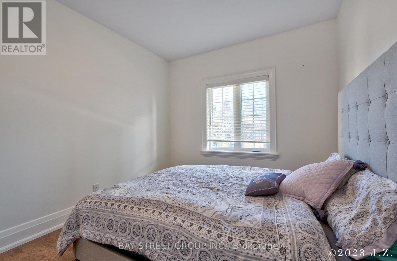 60 Emmett Avenue, Toronto, Ontario  M6M 2E6 - Photo 21 - W13761332