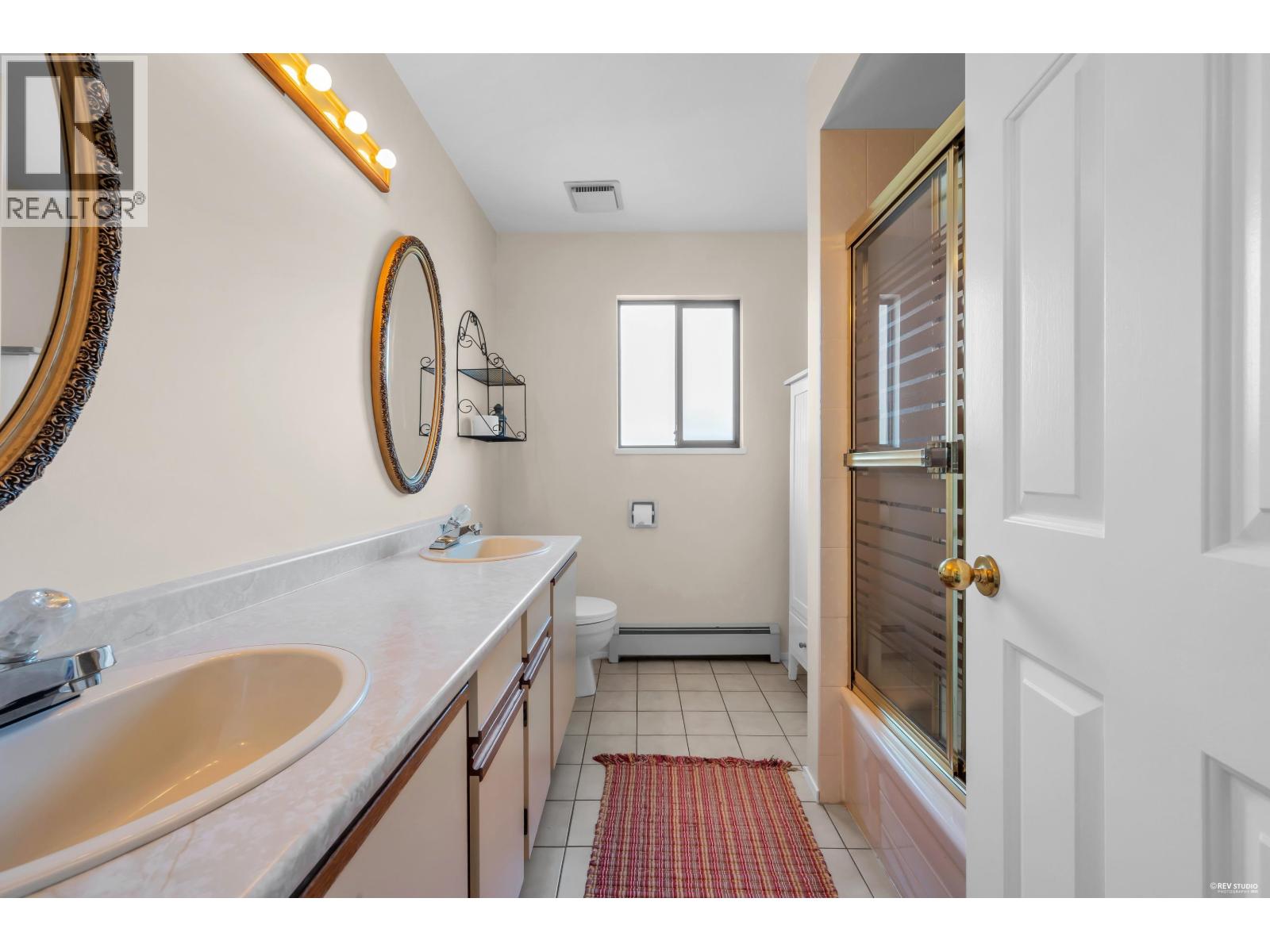 156 N Rosser Avenue, Burnaby, British Columbia  V5C 6C4 - Photo 30 - R3162963