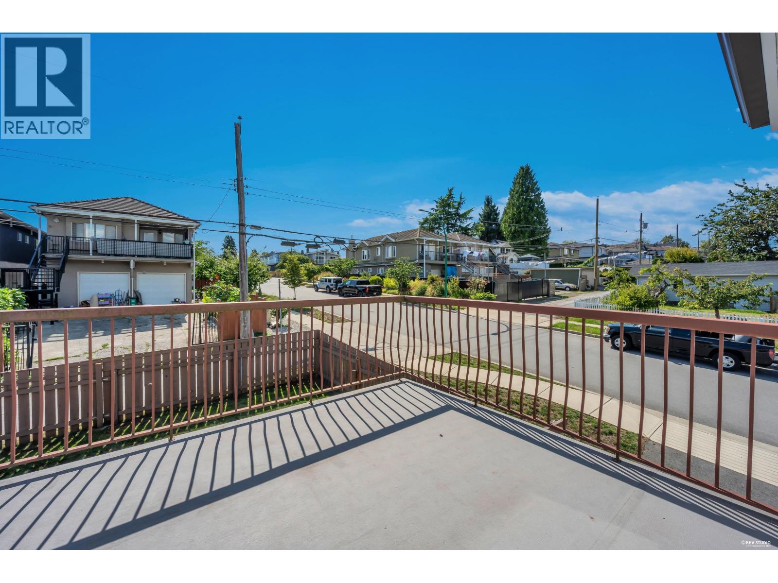 156 N Rosser Avenue, Burnaby, British Columbia  V5C 6C4 - Photo 34 - R3162963