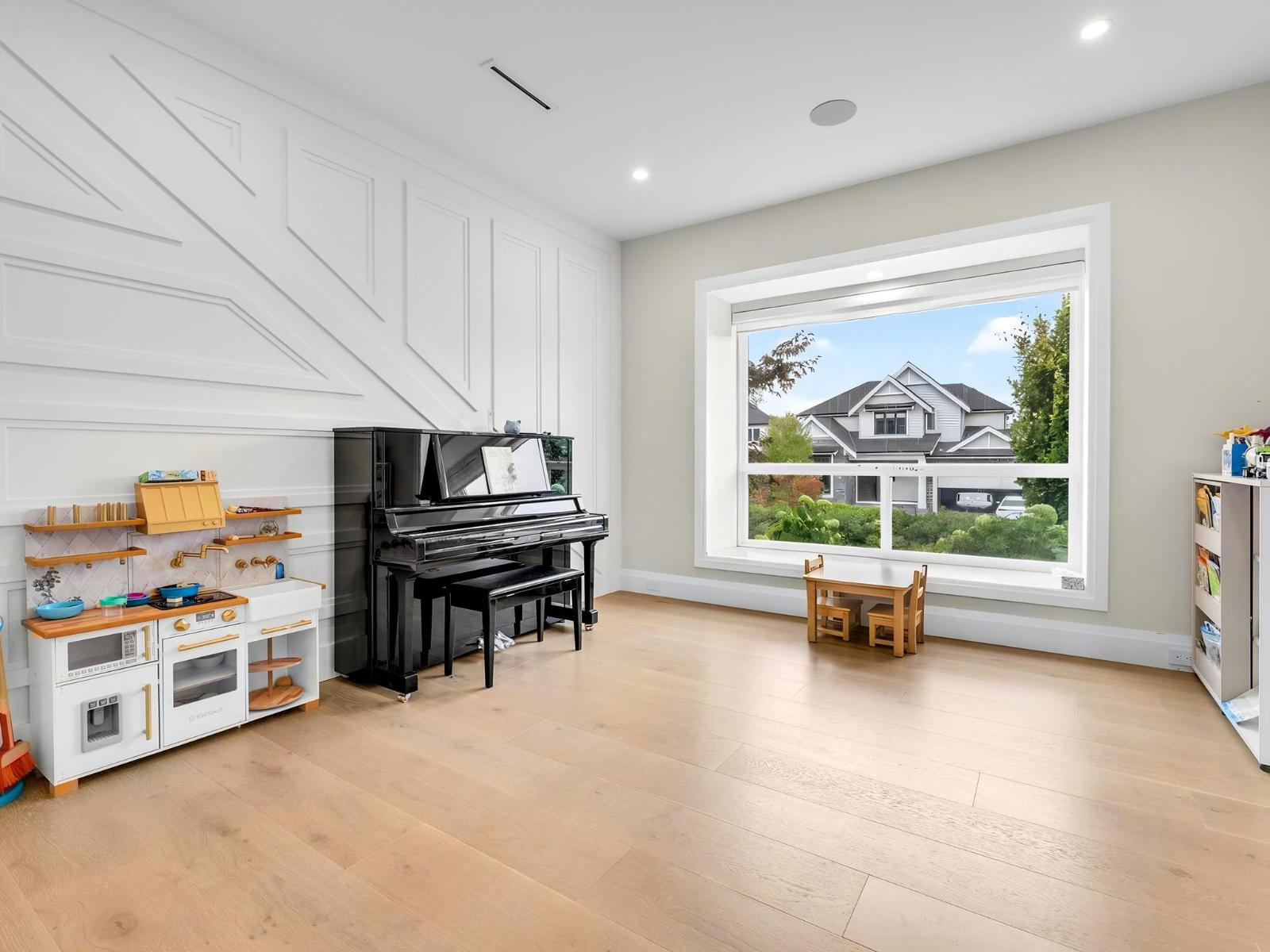 16468 29a Avenue, Surrey, British Columbia  V3Z 0X9 - Photo 5 - R3162054