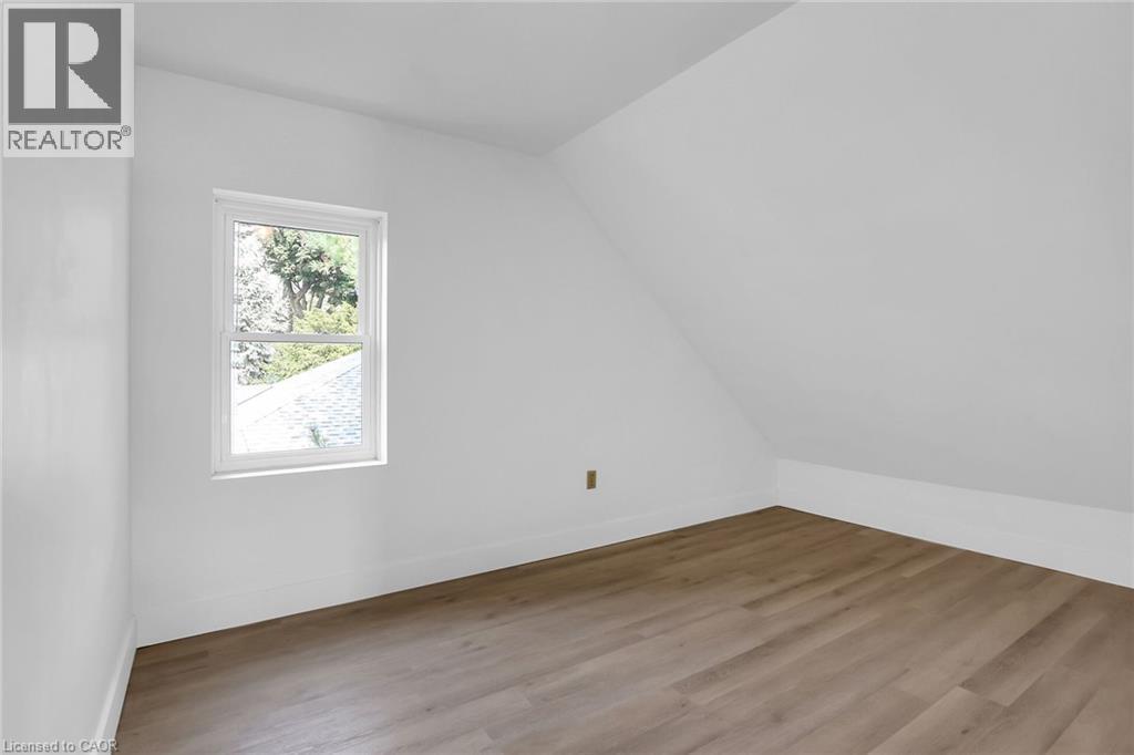 77 Main Street E, Grimsby, Ontario  L3M 1N5 - Photo 18 - 40861394