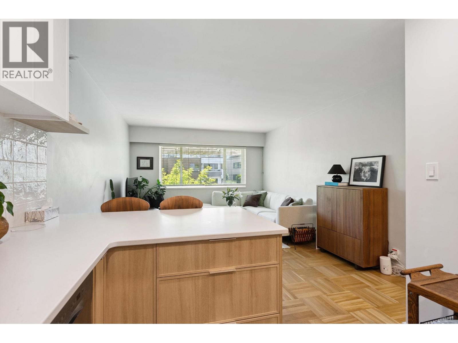 303 2469 Cornwall Avenue, Vancouver, British Columbia  V6K 1B9 - Photo 8 - R3162226