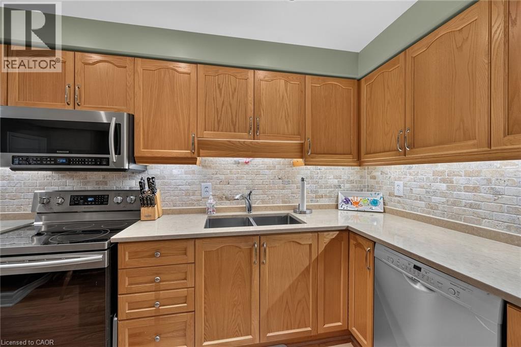 30 Braemar Avenue Unit# 22, Caledonia, Ontario  N3W 2M1 - Photo 13 - 40861634