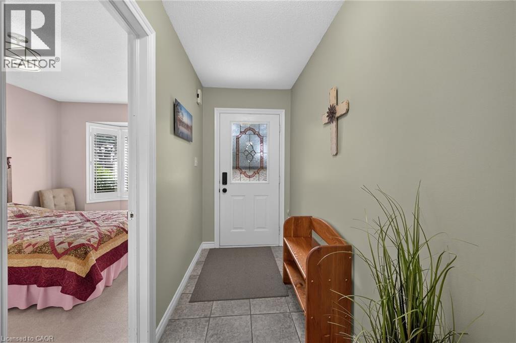 30 Braemar Avenue Unit# 22, Caledonia, Ontario  N3W 2M1 - Photo 4 - 40861634
