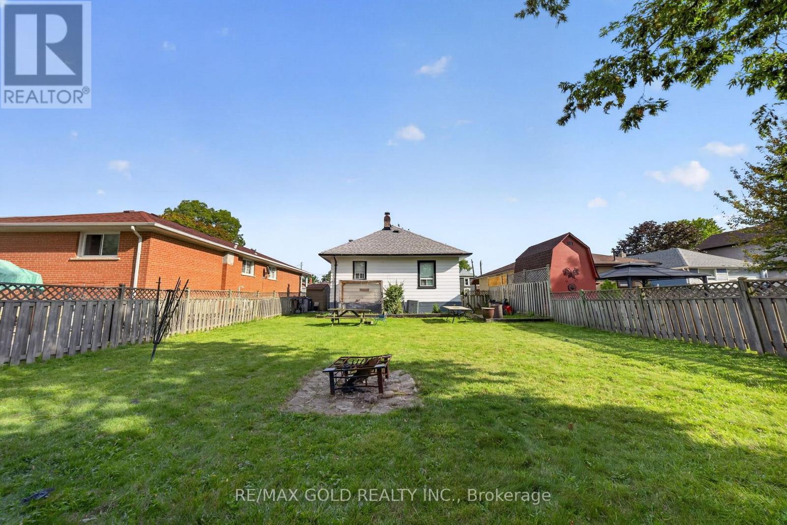 15 Beverley Street, Mississauga, Ontario  L4T 1E9 - Photo 25 - W13757562