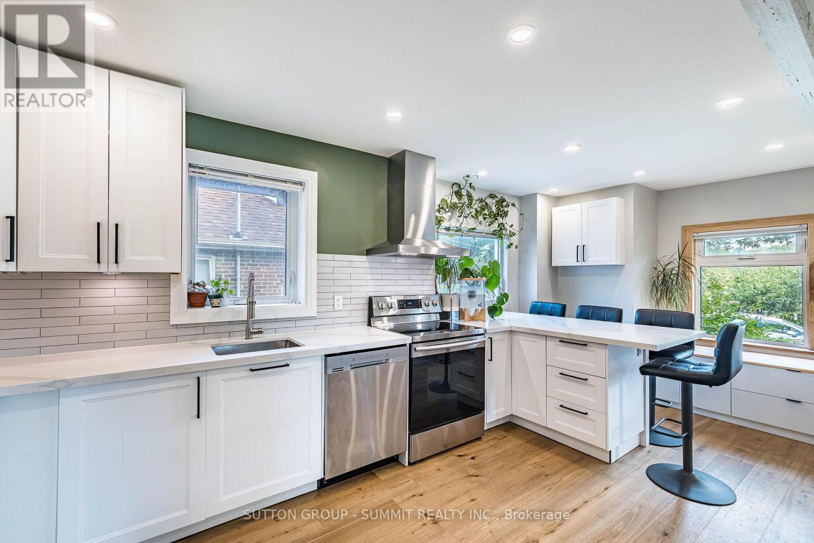 32 Ellis Avenue, Toronto, Ontario  M6S 2X1 - Photo 21 - W13760114