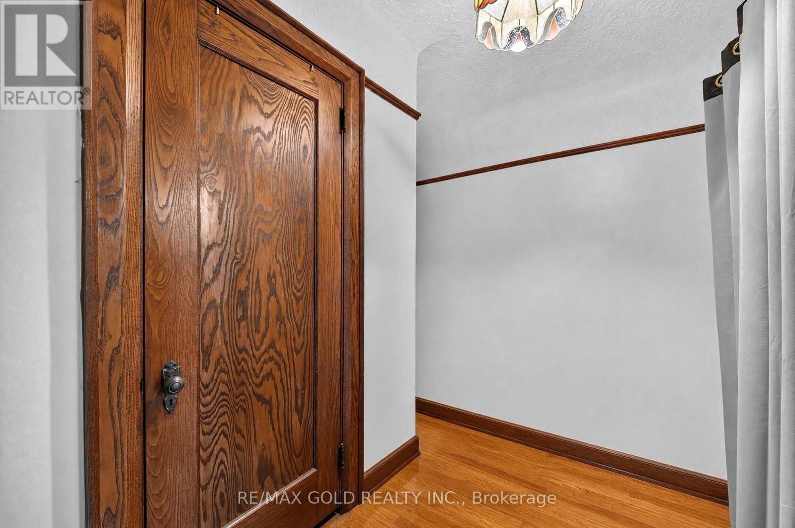 15 Beverley Street, Mississauga, Ontario  L4T 1E9 - Photo 7 - W13757562