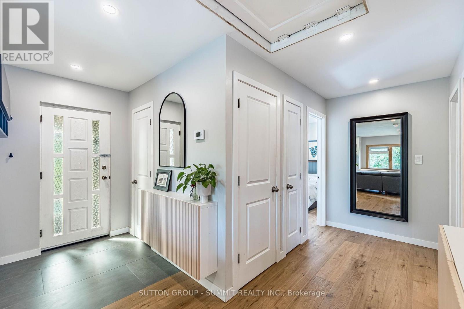 32 Ellis Avenue, Toronto, Ontario  M6S 2X1 - Photo 10 - W13760114