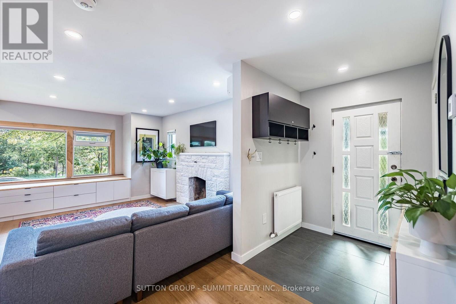 32 Ellis Avenue, Toronto, Ontario  M6S 2X1 - Photo 9 - W13760114