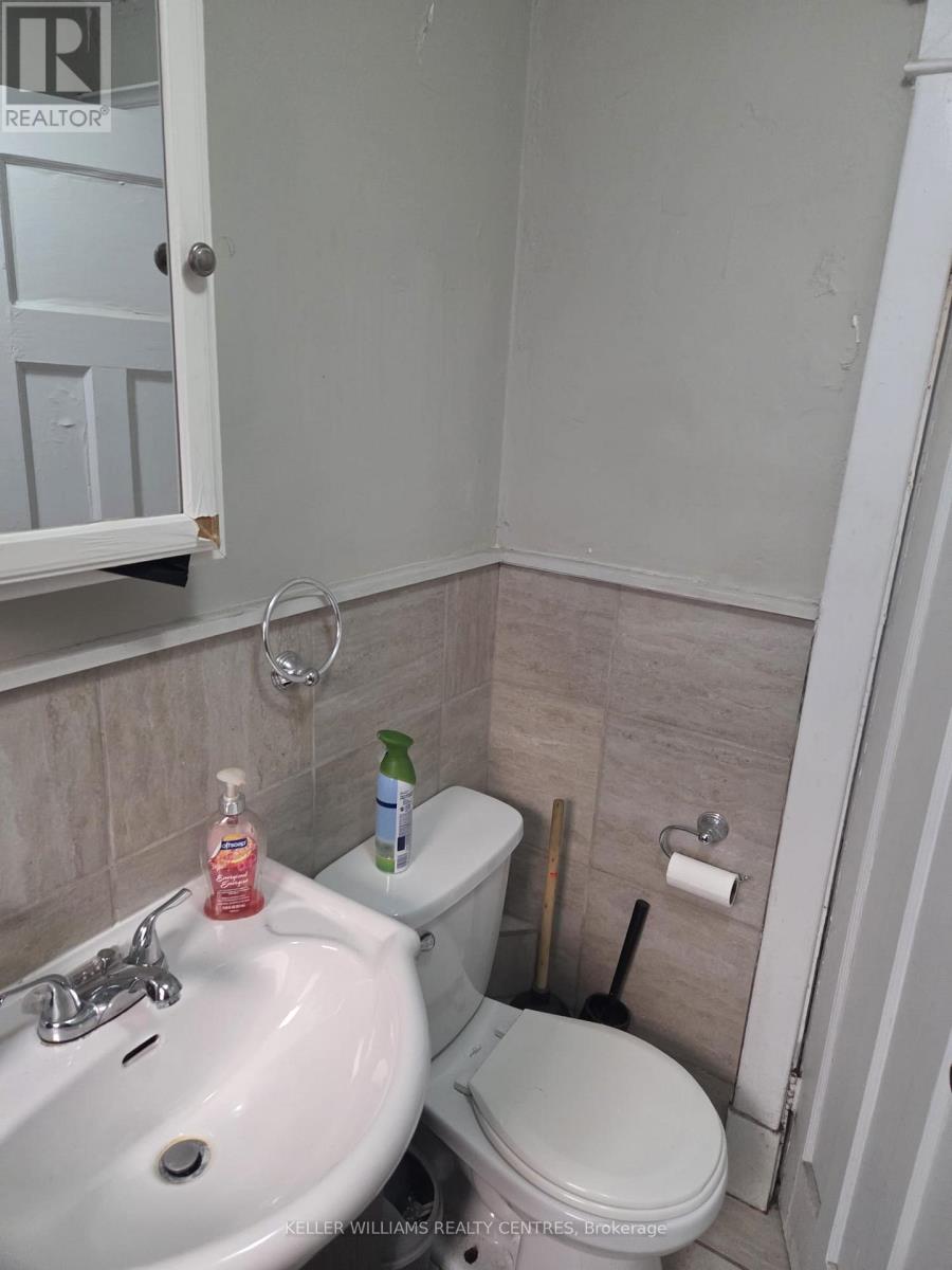 4 - 991 Main Street E, Hamilton, Ontario  L8M 1N3 - Photo 11 - X13761314