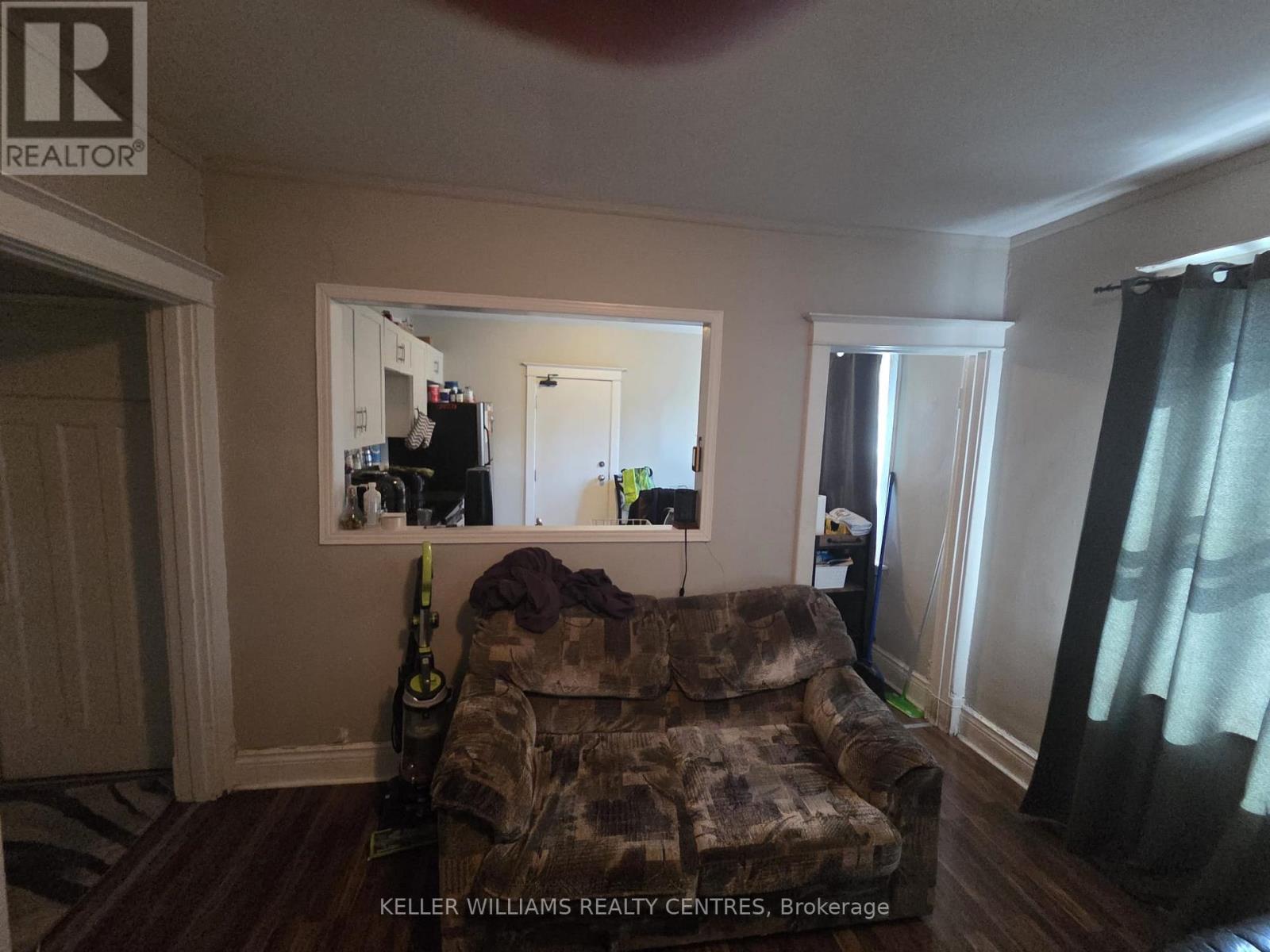 4 - 991 Main Street E, Hamilton, Ontario  L8M 1N3 - Photo 6 - X13761314