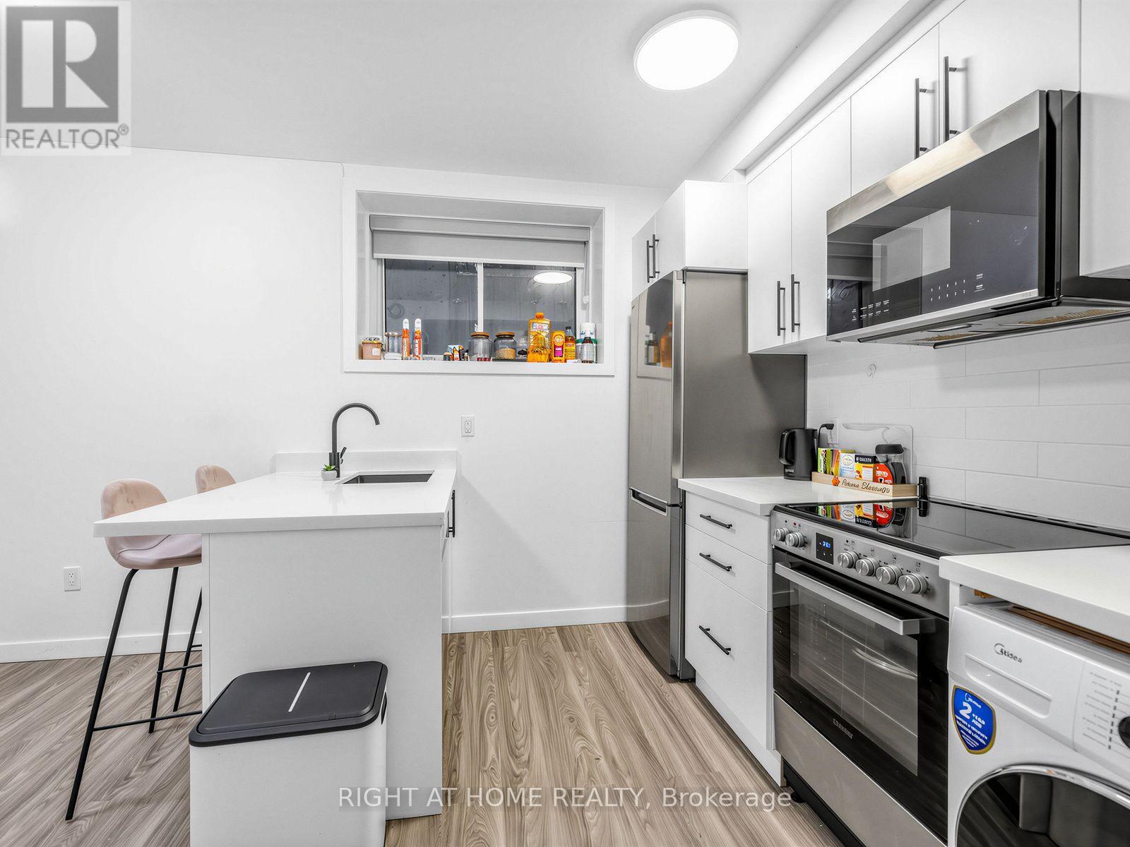 1 - 148 Glenlake Avenue, Toronto, Ontario  M6P 1E7 - Photo 3 - W13758592