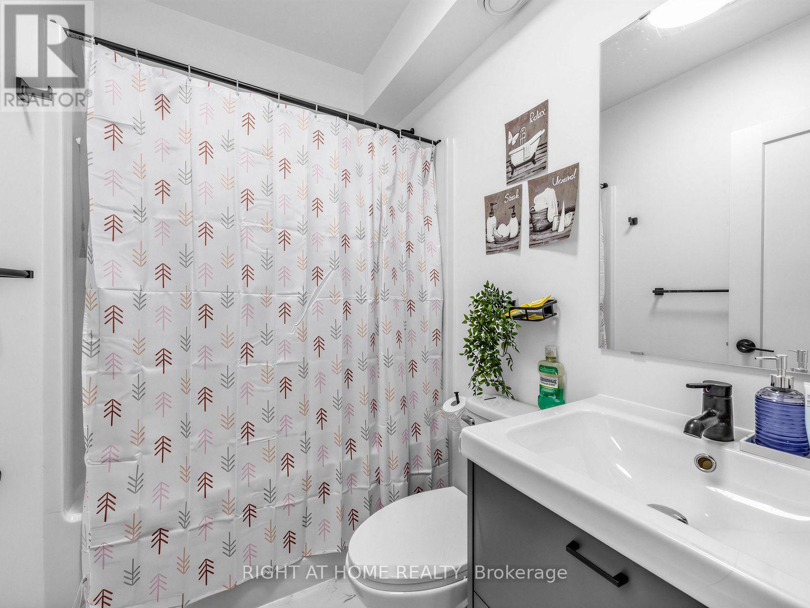 1 - 148 Glenlake Avenue, Toronto, Ontario  M6P 1E7 - Photo 15 - W13758592