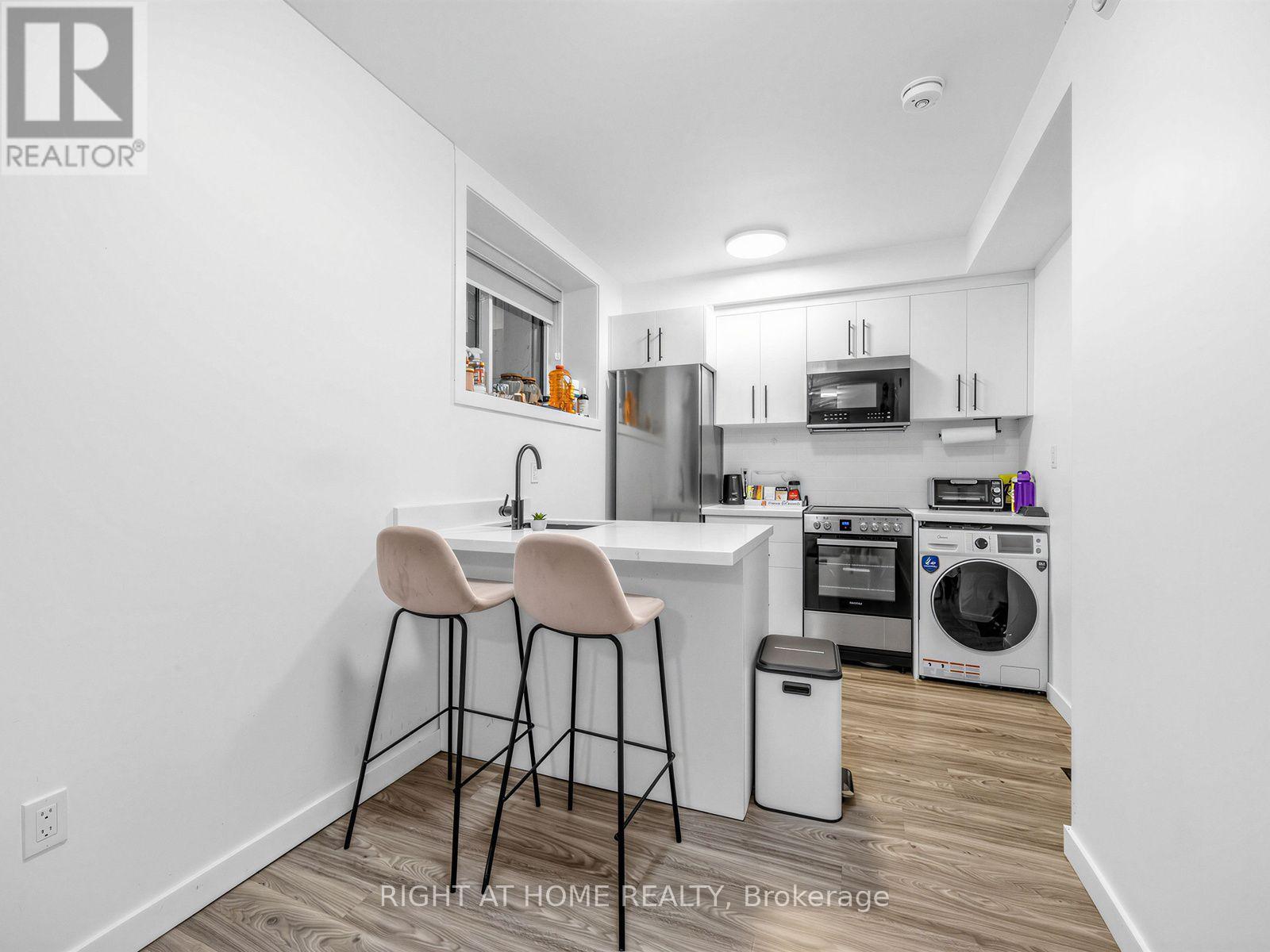 1 - 148 GLENLAKE AVENUE, Toronto, Ontario