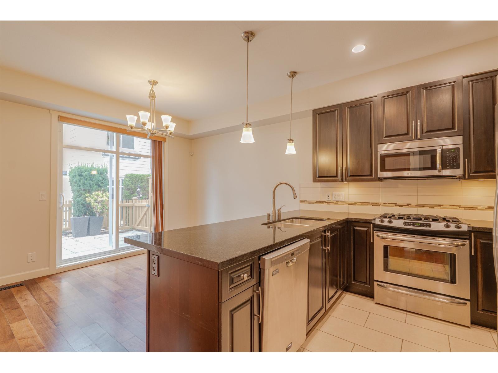 93 20738 84 Avenue, Langley, British Columbia  V2Y 0J6 - Photo 5 - R3162035