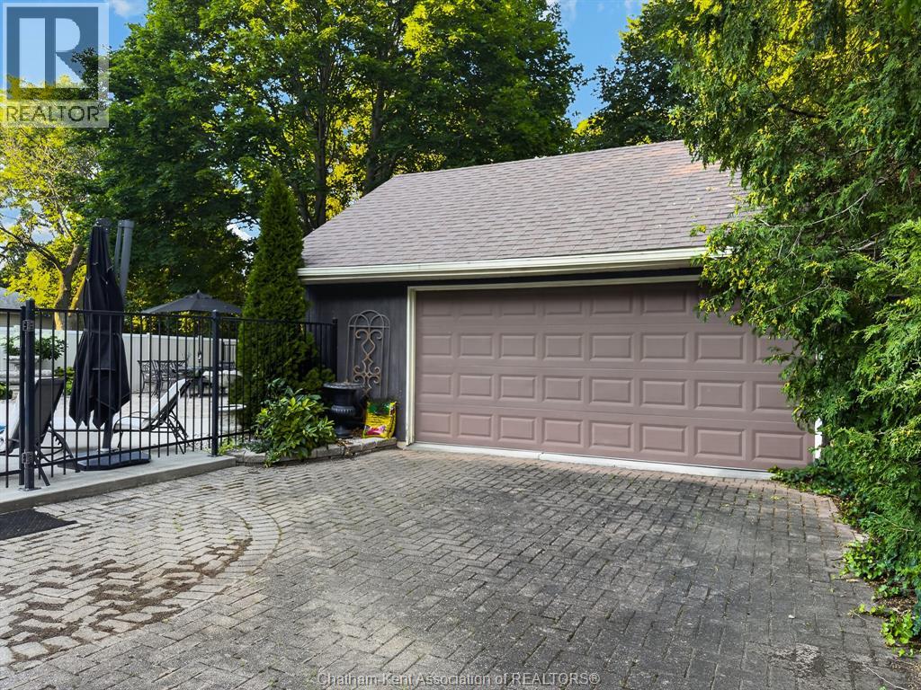 301 Victoria Avenue, Chatham, Ontario  N7L 3B1 - Photo 41 - 26022030