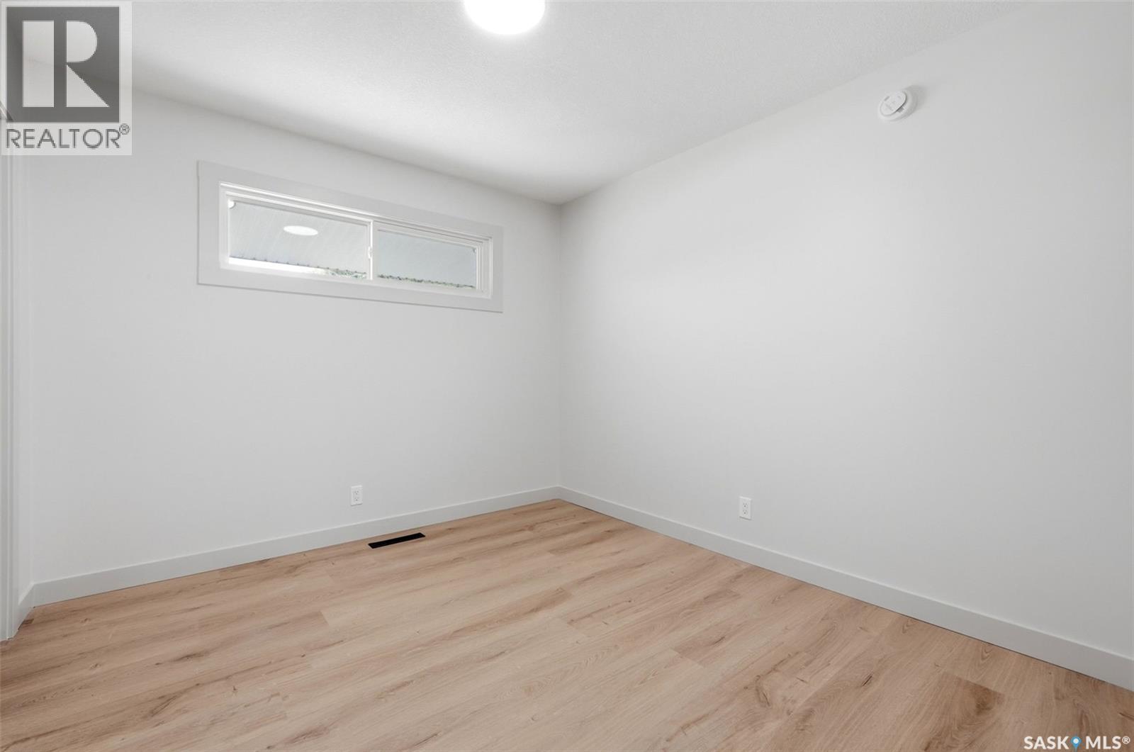 2251 Jubilee Avenue, Regina, Saskatchewan  S4S 3V3 - Photo 14 - SK047970