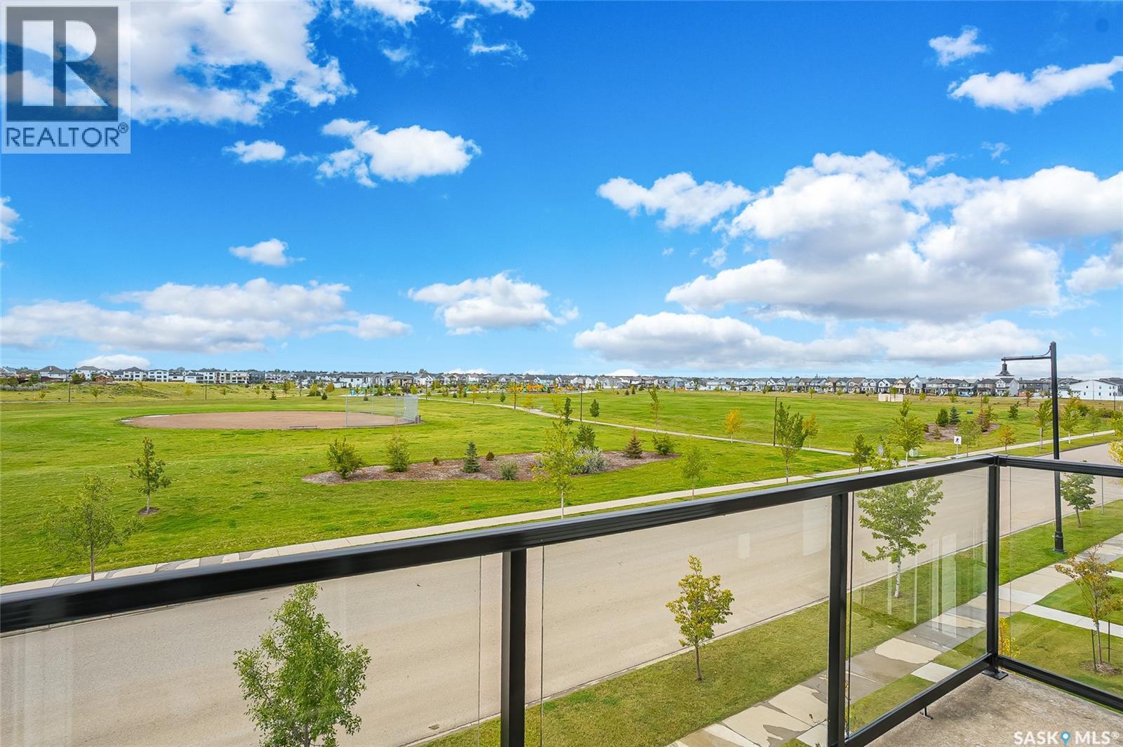 23 651 Dubois Crescent, Saskatoon, Saskatchewan  S7V 0R3 - Photo 4 - SK047875