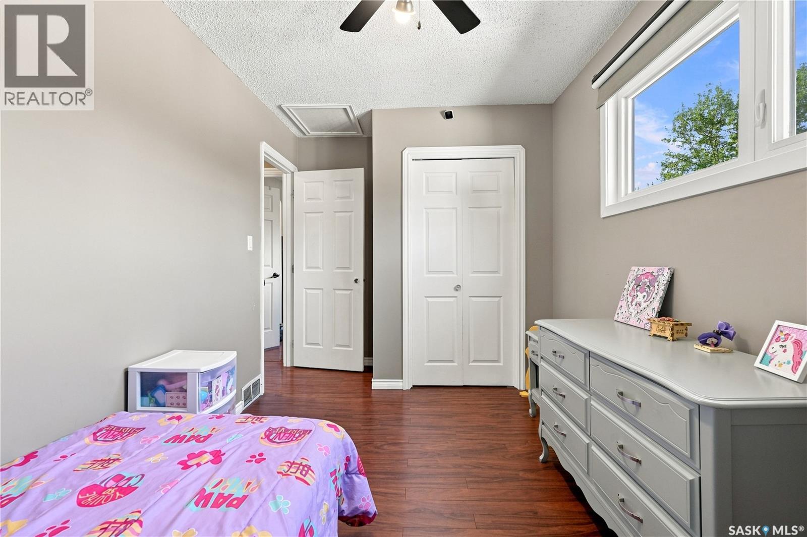 46 Cooper Crescent, Regina, Saskatchewan  S4R 4J7 - Photo 15 - SK047850