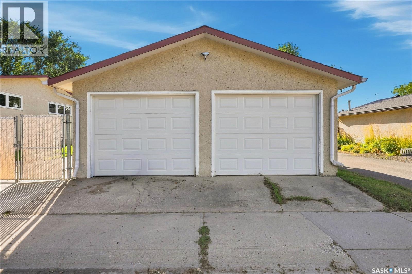 46 Cooper Crescent, Regina, Saskatchewan  S4R 4J7 - Photo 39 - SK047850