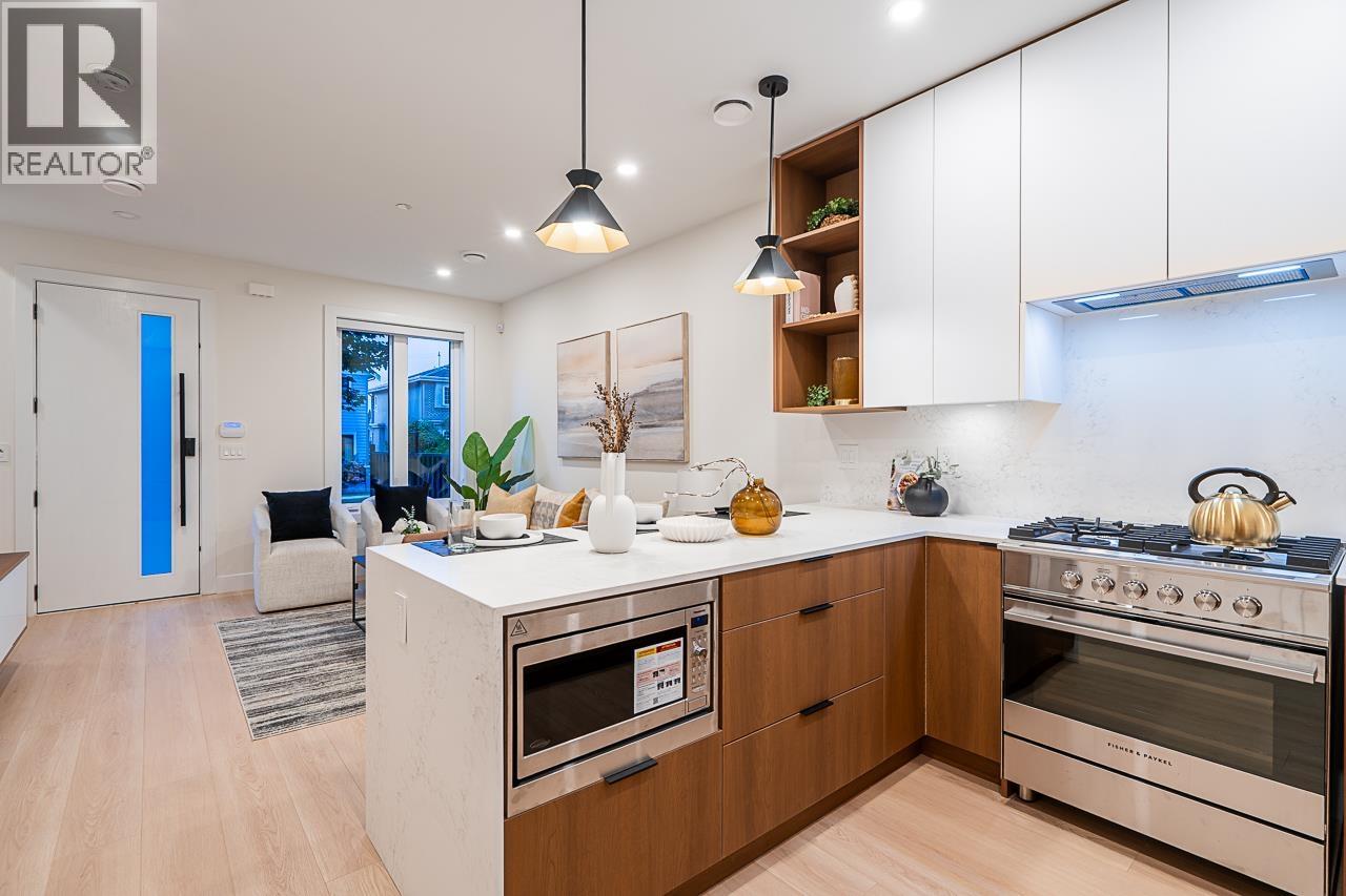 1 3638 Normandy Drive, Vancouver, British Columbia  V5M 2G3 - Photo 16 - R3162804