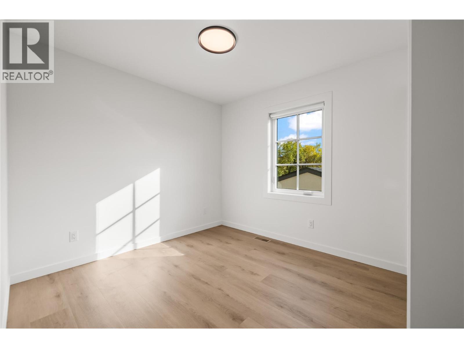 2957 Conlin Court Unit# 2, Kelowna, British Columbia  V1Y 7S7 - Photo 26 - 10383470