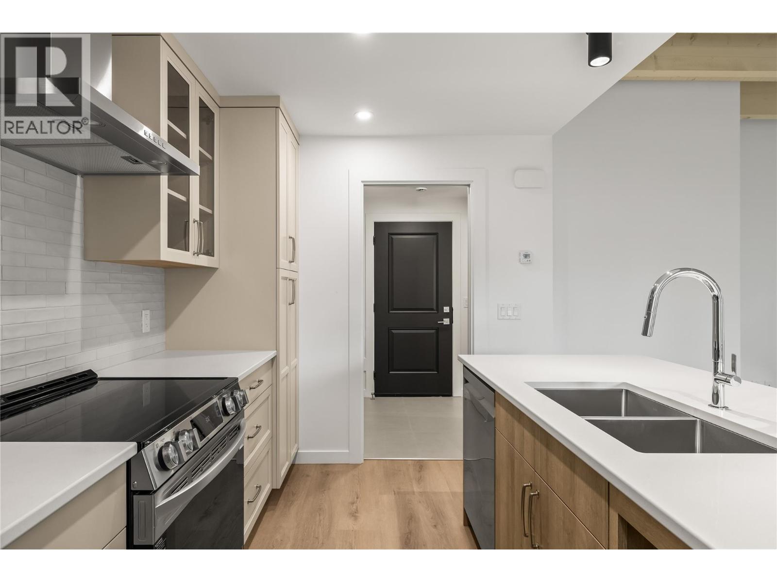 2957 Conlin Court Unit# 2, Kelowna, British Columbia  V1Y 7S7 - Photo 13 - 10383470