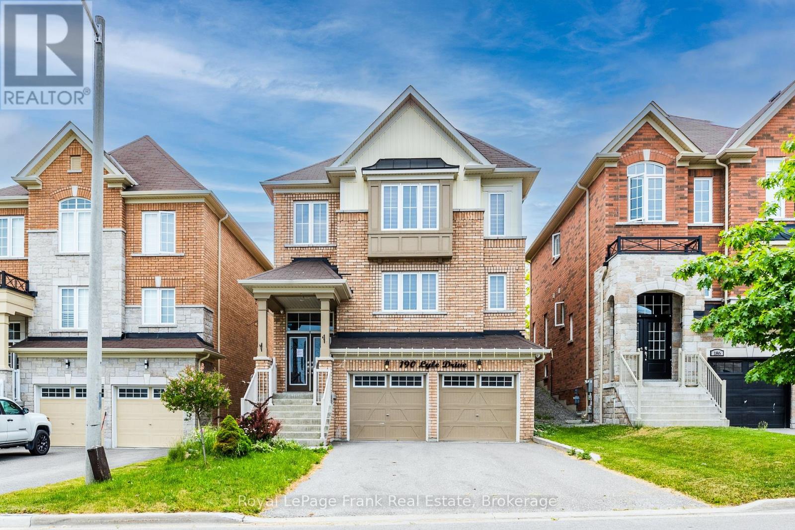 190 Lyle Drive, Clarington, Ontario  L1C 0V8 - Photo 2 - E13761518