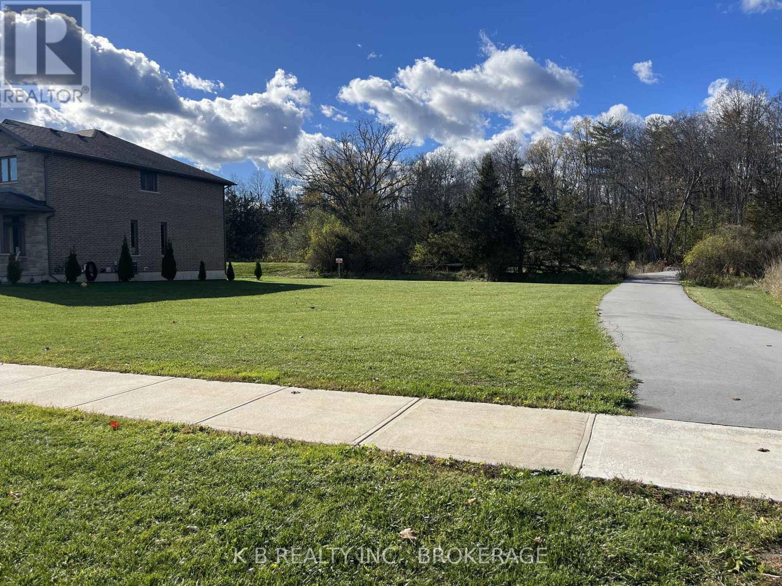 104 CHERRYWOOD PARKWAY, Greater Napanee, Ontario