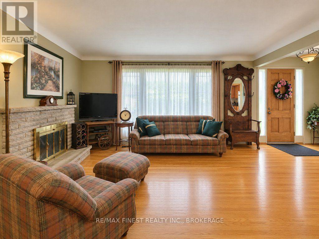 58 Princeton Place, Loyalist, Ontario K7N 1E6 - Photo 5 - X13761482