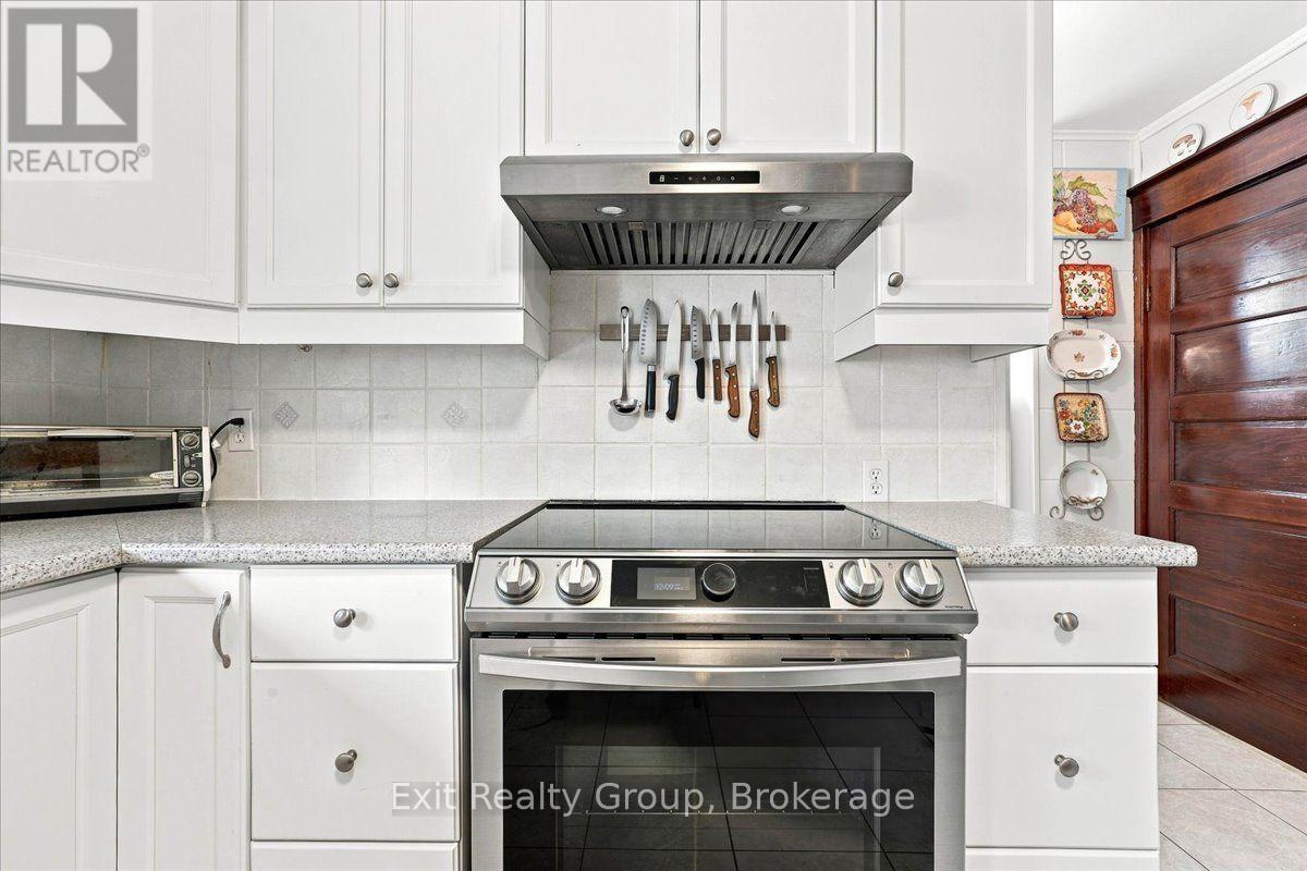 28 Lorne Avenue, Quinte West, Ontario  K8V 5B3 - Photo 15 - X13761648