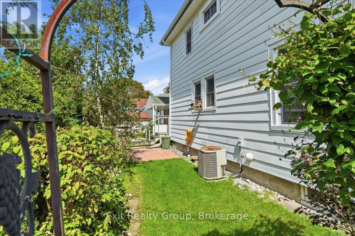 28 Lorne Avenue, Quinte West, Ontario  K8V 5B3 - Photo 43 - X13761648
