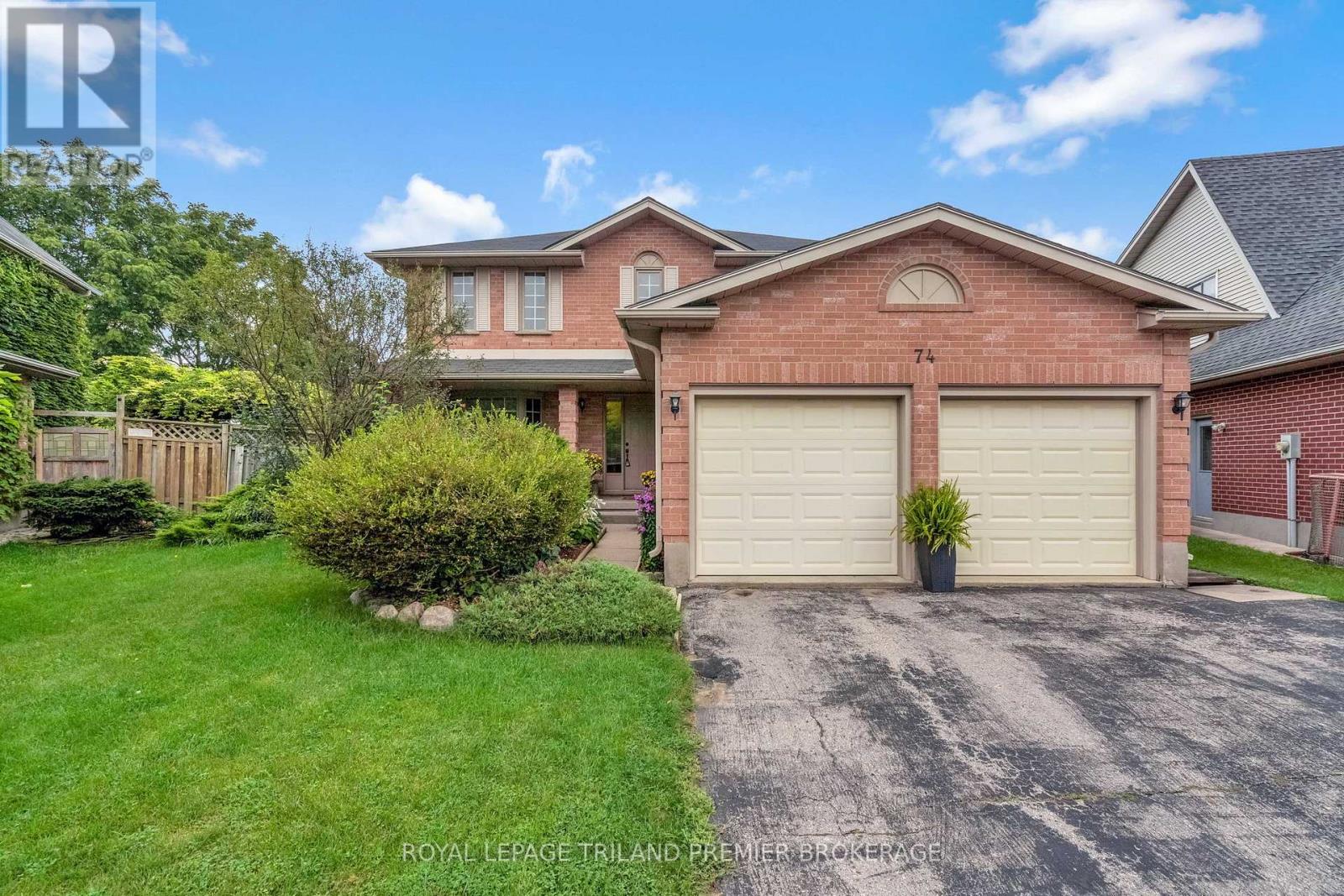 74 NAPOLEON DRIVE, London East, Ontario