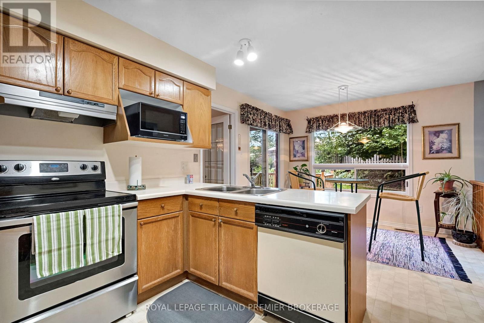 74 Napoleon Drive, London East, Ontario  N5V 4A9 - Photo 18 - X13761342
