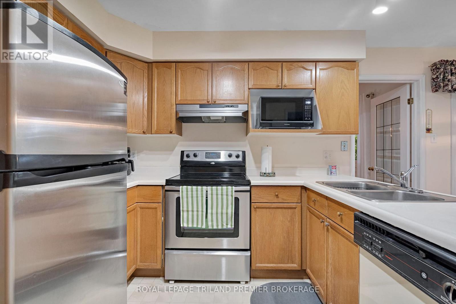 74 Napoleon Drive, London East, Ontario  N5V 4A9 - Photo 19 - X13761342