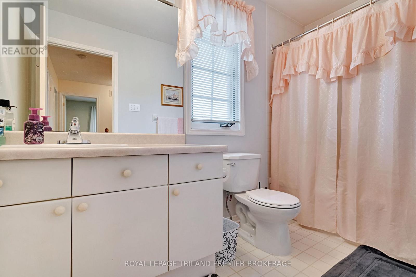 74 Napoleon Drive, London East, Ontario  N5V 4A9 - Photo 33 - X13761342
