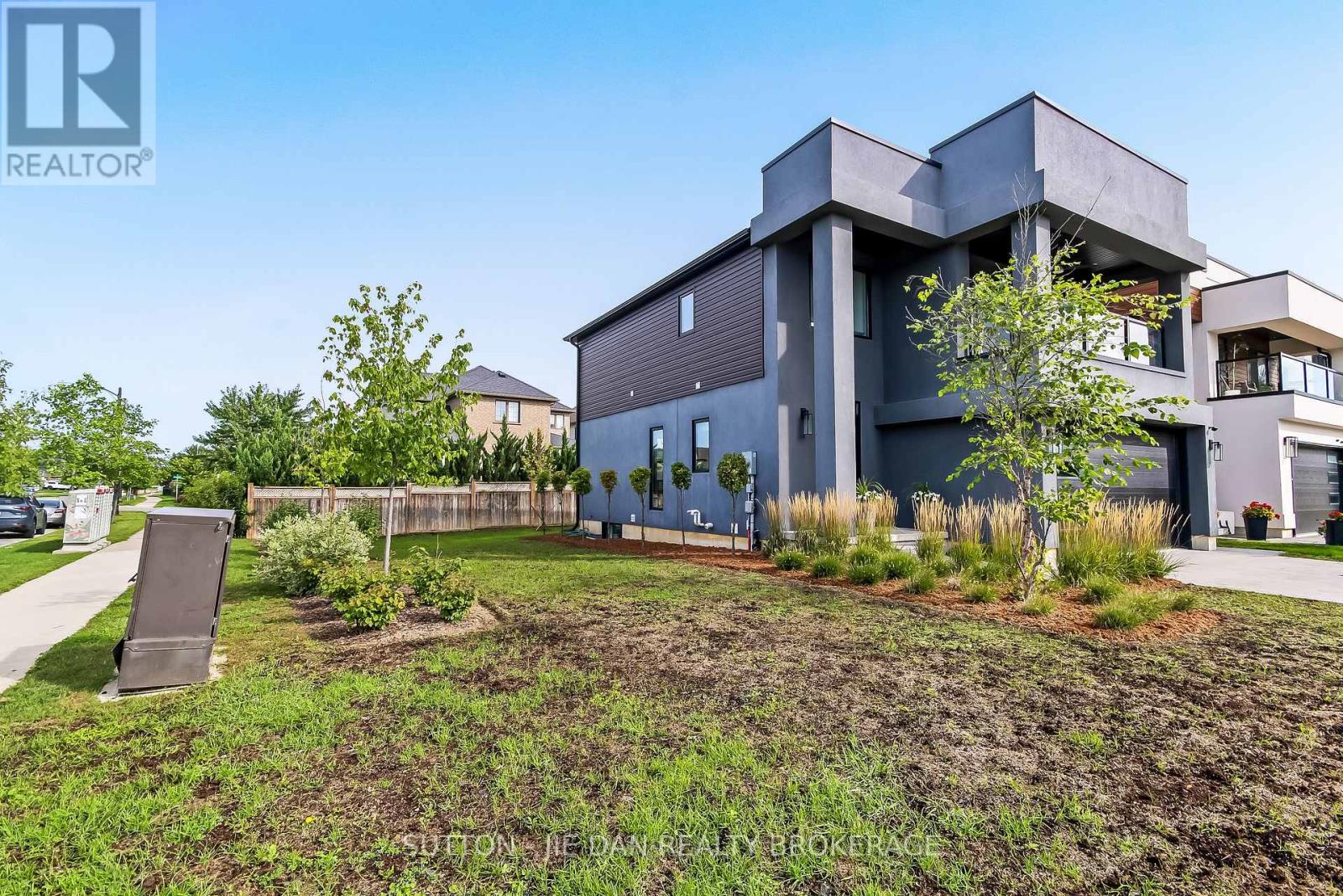 2 - 1820 Canvas Way, London North, Ontario  N5X 0N5 - Photo 29 - X13761550