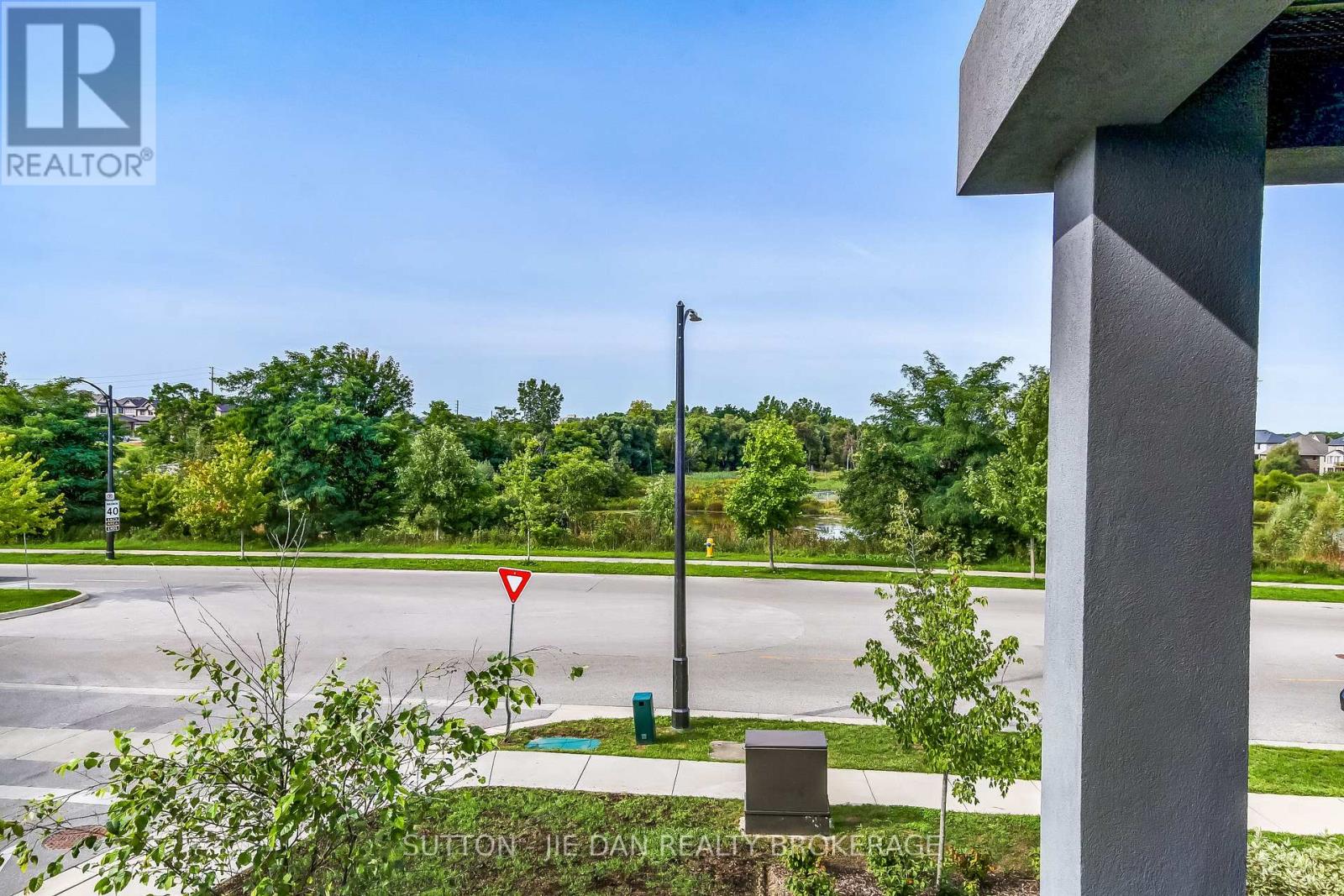 2 - 1820 Canvas Way, London North, Ontario  N5X 0N5 - Photo 32 - X13761550