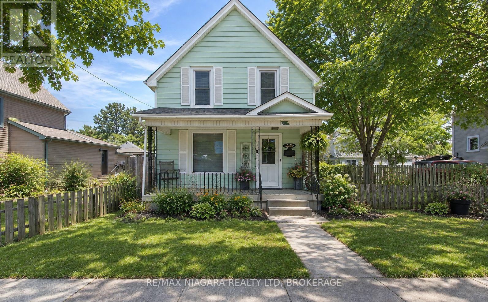 9 BEECH STREET, Port Colborne, Ontario