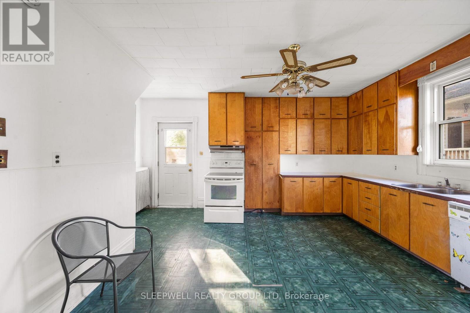 151 Renfrew Avenue W, Renfrew, Ontario  K7V 2Y4 - Photo 10 - X13761350