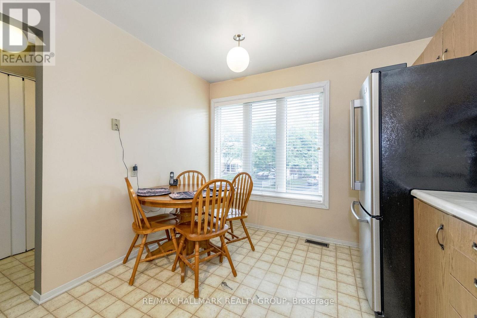 B - 409 Pickford Drive, Ottawa, Ontario  K2L 3P8 - Photo 20 - X13761542