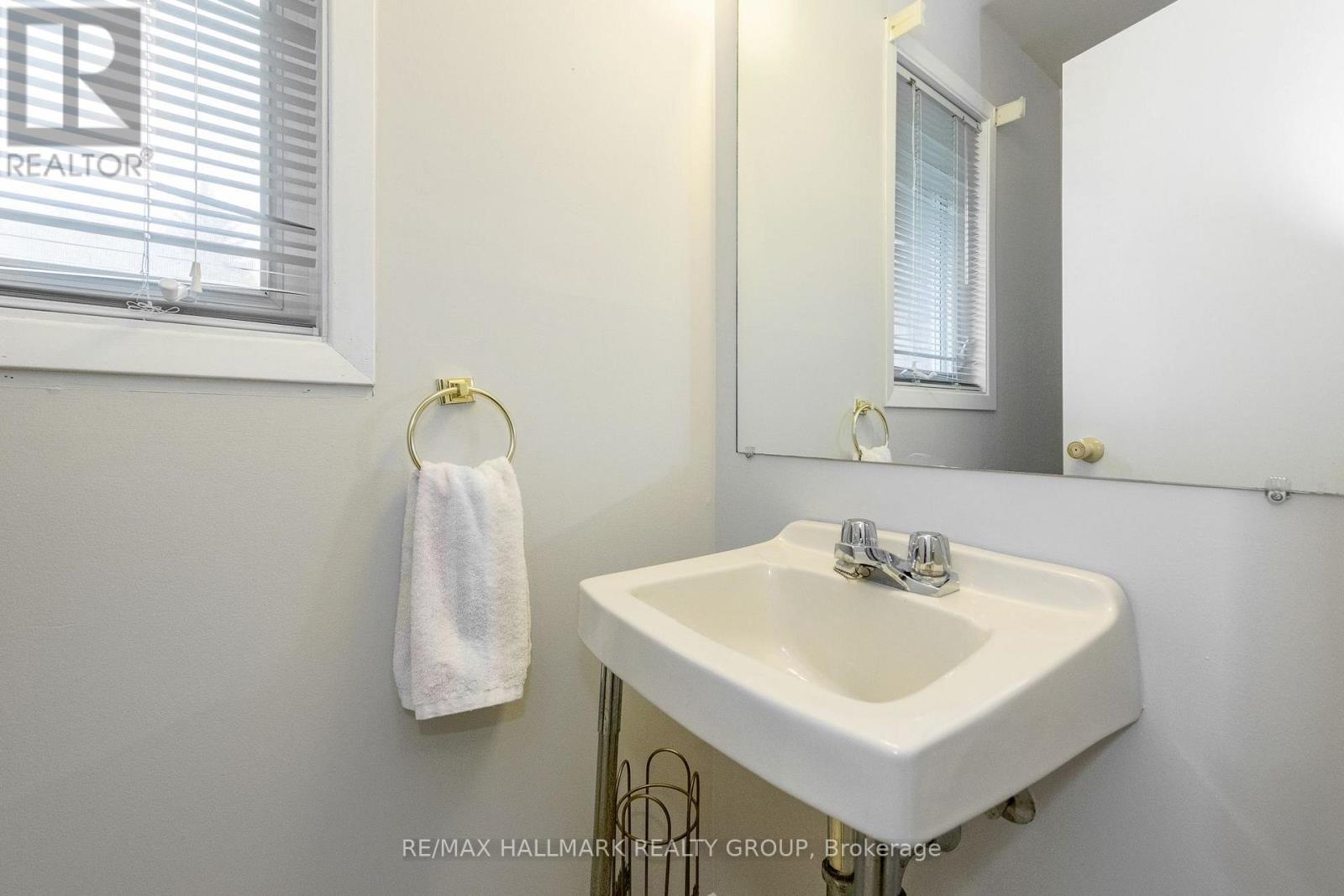 B - 409 Pickford Drive, Ottawa, Ontario  K2L 3P8 - Photo 25 - X13761542
