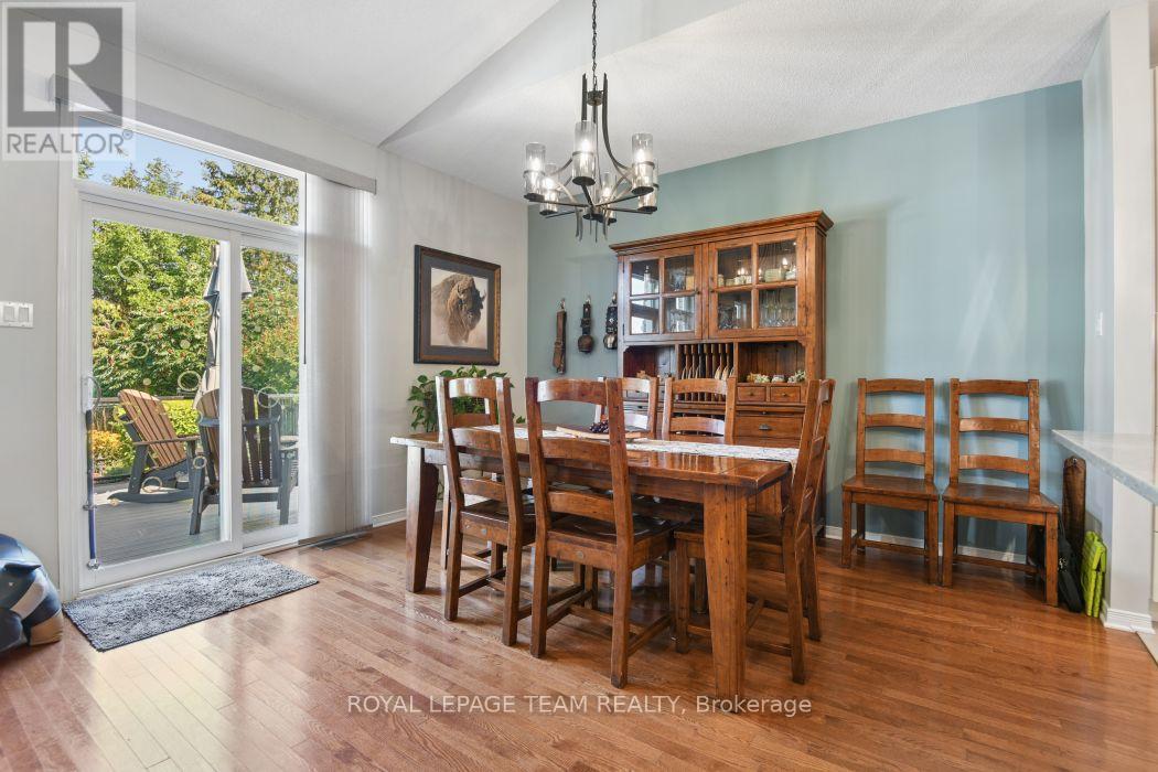 934 Burwash Landing Byway, Ottawa, Ontario  K2W 0C8 - Photo 12 - X13761604