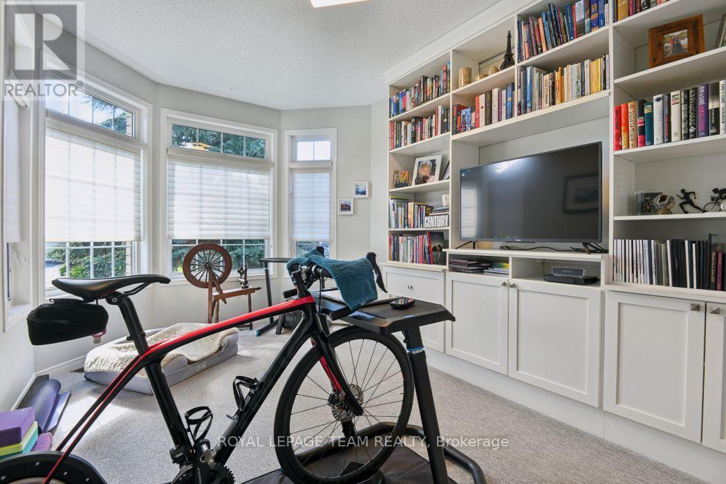 934 Burwash Landing Byway, Ottawa, Ontario  K2W 0C8 - Photo 21 - X13761604