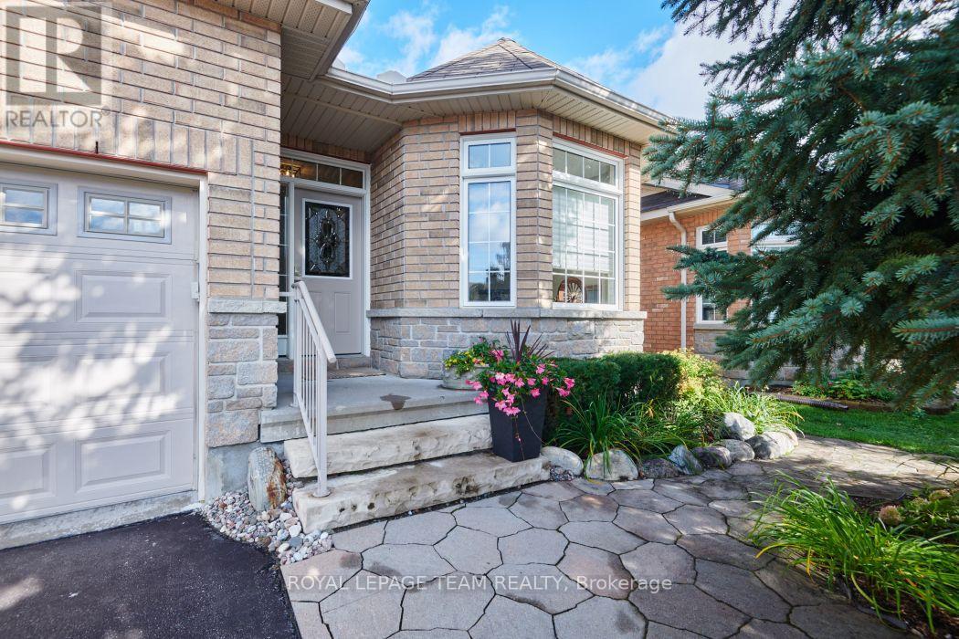 934 Burwash Landing Byway, Ottawa, Ontario  K2W 0C8 - Photo 4 - X13761604